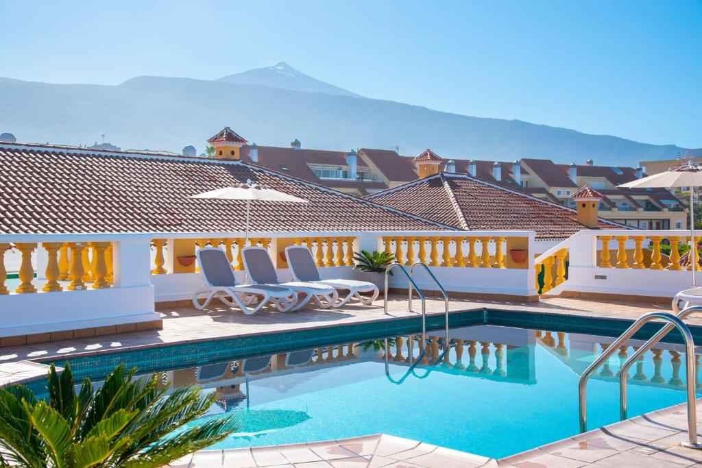 Apartments - Club Tarahal Tenerife image 1